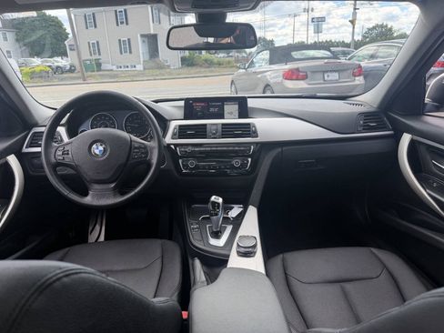 Used 2018 BMW 320i xDrive Sedan AWD/4WD image 22