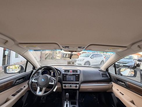 Used 2016 Subaru Outback 2.5i Limited AWD/4WD image 33