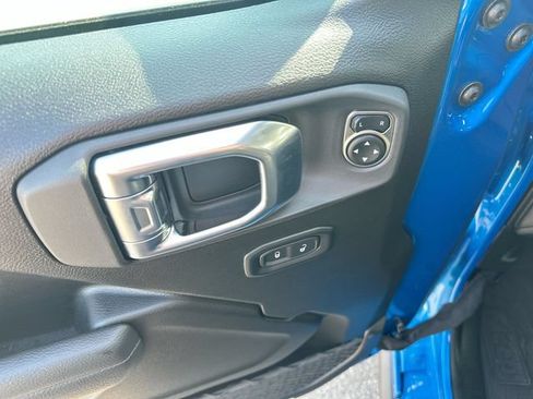 New 2026 Jeep Gladiator Sport AWD/4WD image 15
