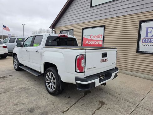 Used 2017 GMC Canyon Denali image 7