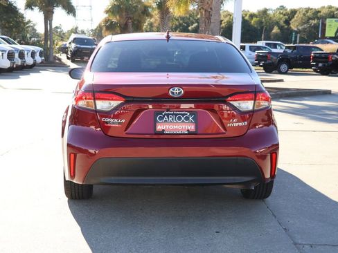 Used 2024 Toyota Corolla LE image 19