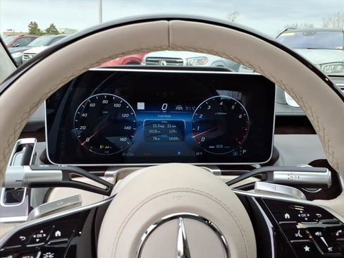 Used 2022 Mercedes-Benz S 500 4MATIC image 18