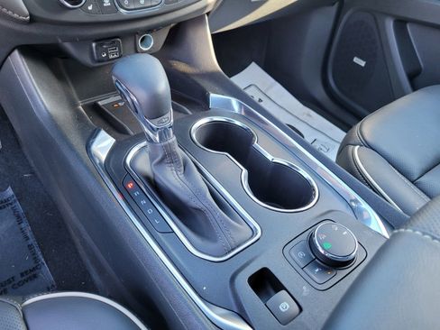 Used 2023 Chevrolet Traverse Premier w/ Redline Edition image 21