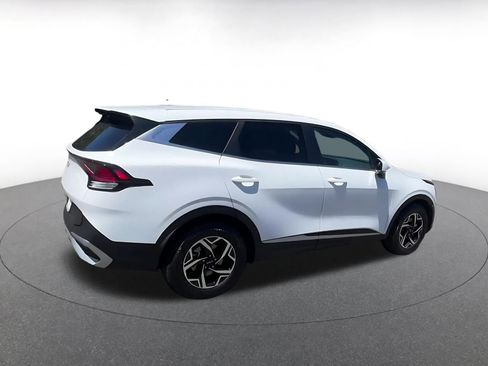 Used 2025 Kia Sportage LX FWD image 15