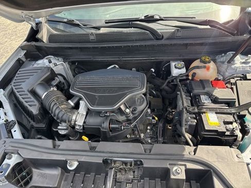 Used 2022 GMC Acadia SLT w/ Elevation Edition image 14