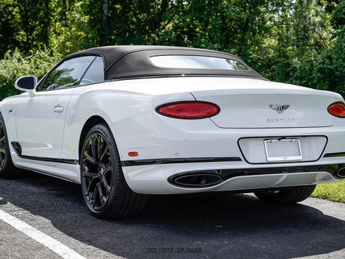 Used 2024 Bentley Continental GT Speed AWD/4WD image 19