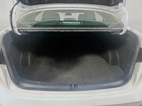 Used 2024 Toyota Corolla LE FWD image 28