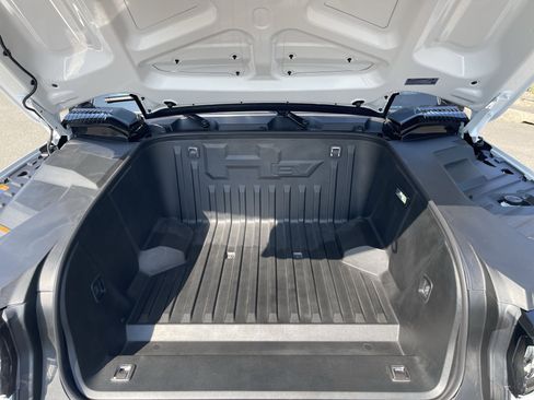 New 2026 GMC Hummer EV SUV image 64