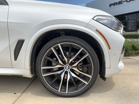 Used 2020 BMW X5 xDrive40i w/ M Sport Package AWD/4WD image 13