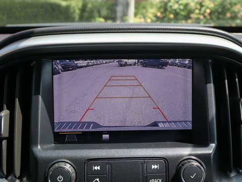 Used 2020 Chevrolet Colorado ZR2 AWD/4WD image 36