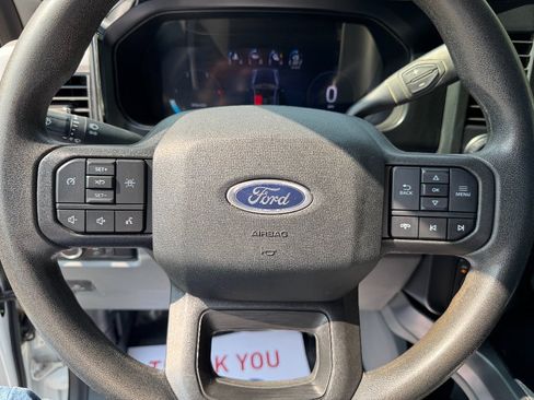 Used 2023 Ford F250 XLT w/ XLT Premium Package AWD/4WD image 14