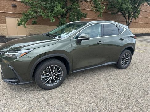Used 2025 Lexus NX 350h AWD w/ Accessory Package (2T) image 8