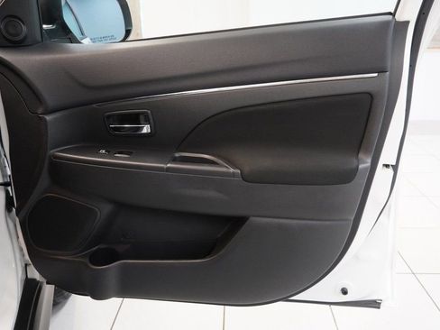 Used 2017 Mitsubishi Outlander Sport ES image 29