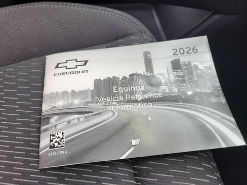 Certified 2026 Chevrolet Equinox LT FWD image 45