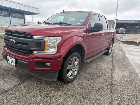 Used 2019 Ford F150 XLT w/ Equipment Group 302A Luxury RWD image 2