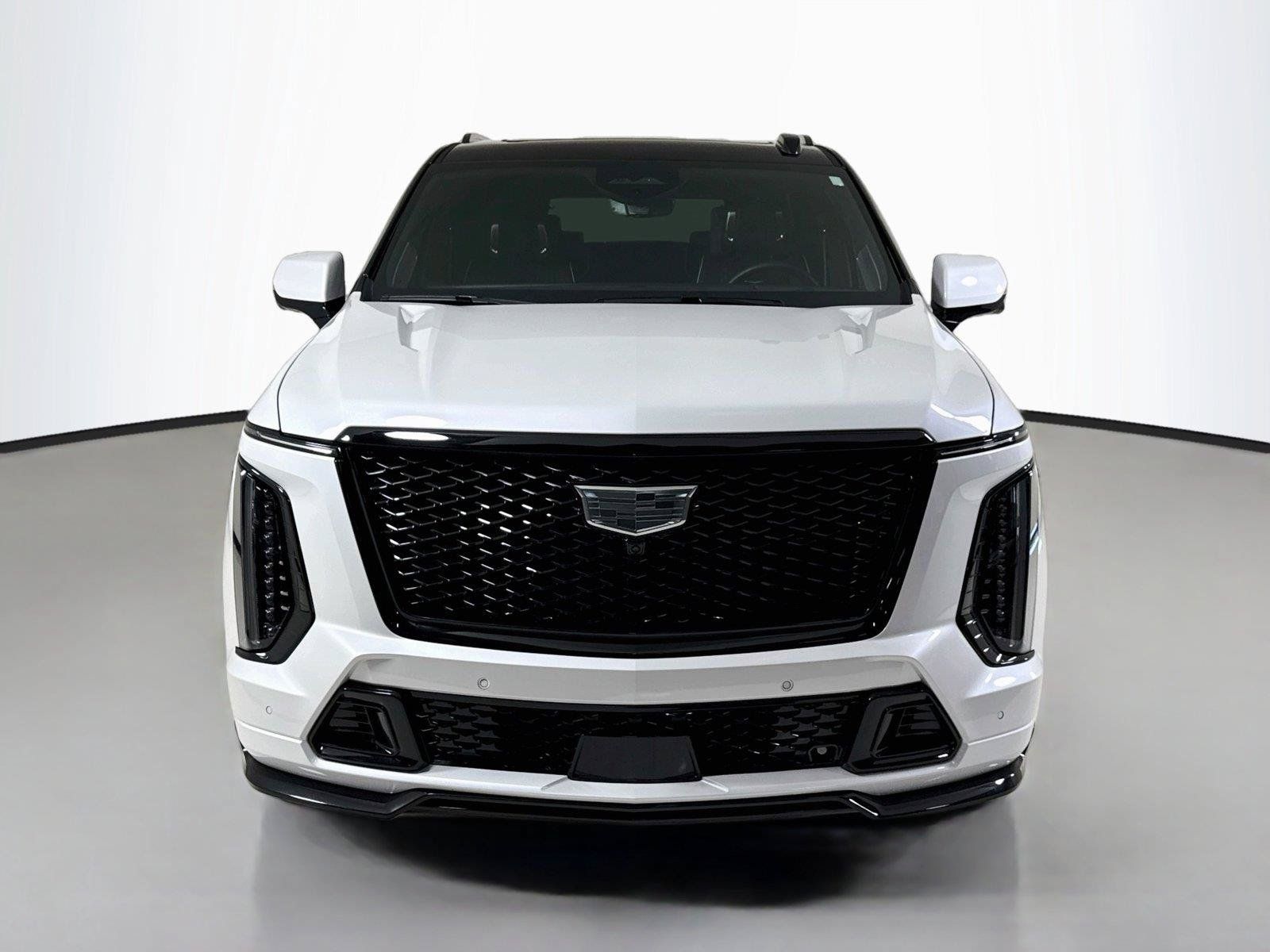 Used 2025 Cadillac Escalade V w/ LPO, ONYX Package AWD/4WD image 10