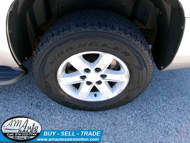 Used 2009 GMC Yukon SLT AWD/4WD image 22