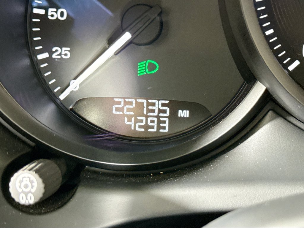 Certified 2023 Porsche Macan AWD/4WD image 14