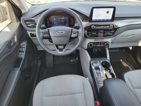 Certified 2023 Ford Escape Active AWD/4WD image 27