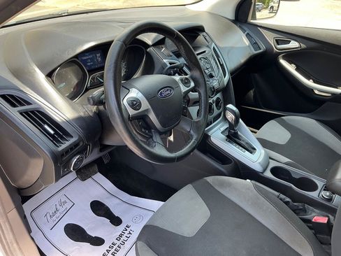 Used 2012 Ford Focus SE FWD image 14