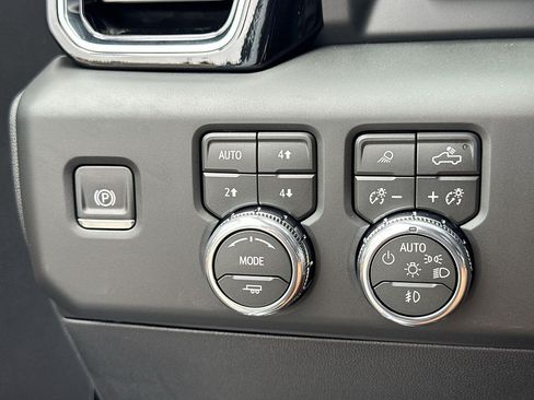 New 2026 GMC Sierra 1500 Denali Ultimate AWD/4WD image 16