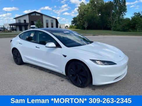 Used 2024 Tesla Model 3 Standard Range RWD image 1