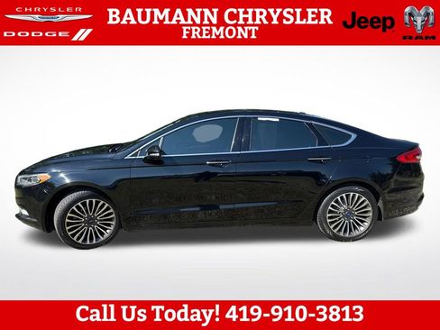 Used 2017 Ford Fusion SE w/ Equipment Group 202A AWD/4WD image 3
