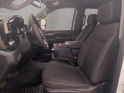 New 2026 Chevrolet Silverado 3500 LT w/ All Star Edition AWD/4WD image 7
