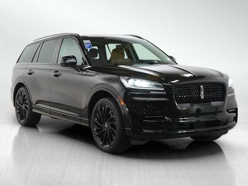 Used 2024 Lincoln Aviator Reserve w/ Equipment Group 201A image 7