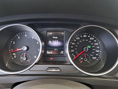 Used 2020 Volkswagen Tiguan S image 15