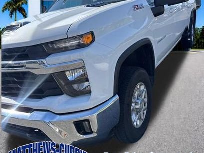 Used 2024 Chevrolet Silverado 2500 LT w/ Convenience Package