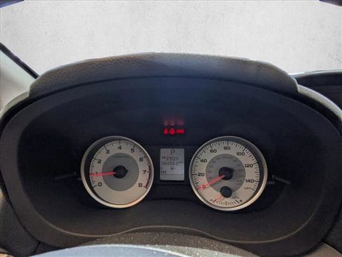 Used 2014 Subaru Impreza 2.0i AWD/4WD image 16