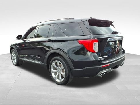 Used 2020 Ford Explorer Platinum w/ Premium Technology Package AWD/4WD image 26