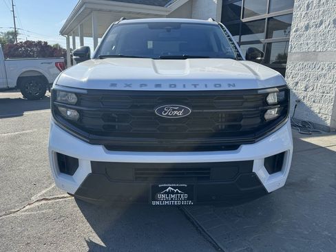 Used 2025 Ford Expedition Active AWD/4WD image 52