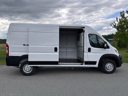 New 2026 RAM ProMaster 2500 w/ Advanced Safety Group FWD image 15