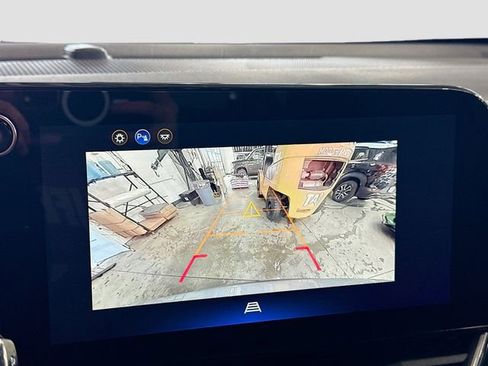 New 2026 Chevrolet Equinox LT w/ Convenience Package II image 15