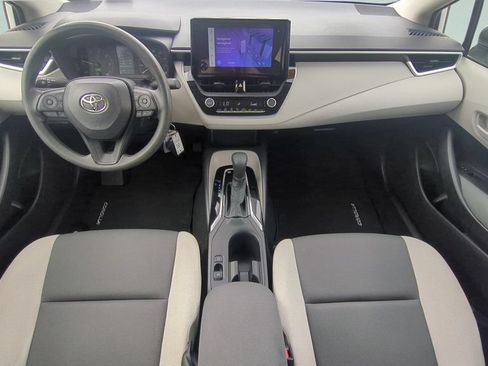 Used 2024 Toyota Corolla LE FWD image 10