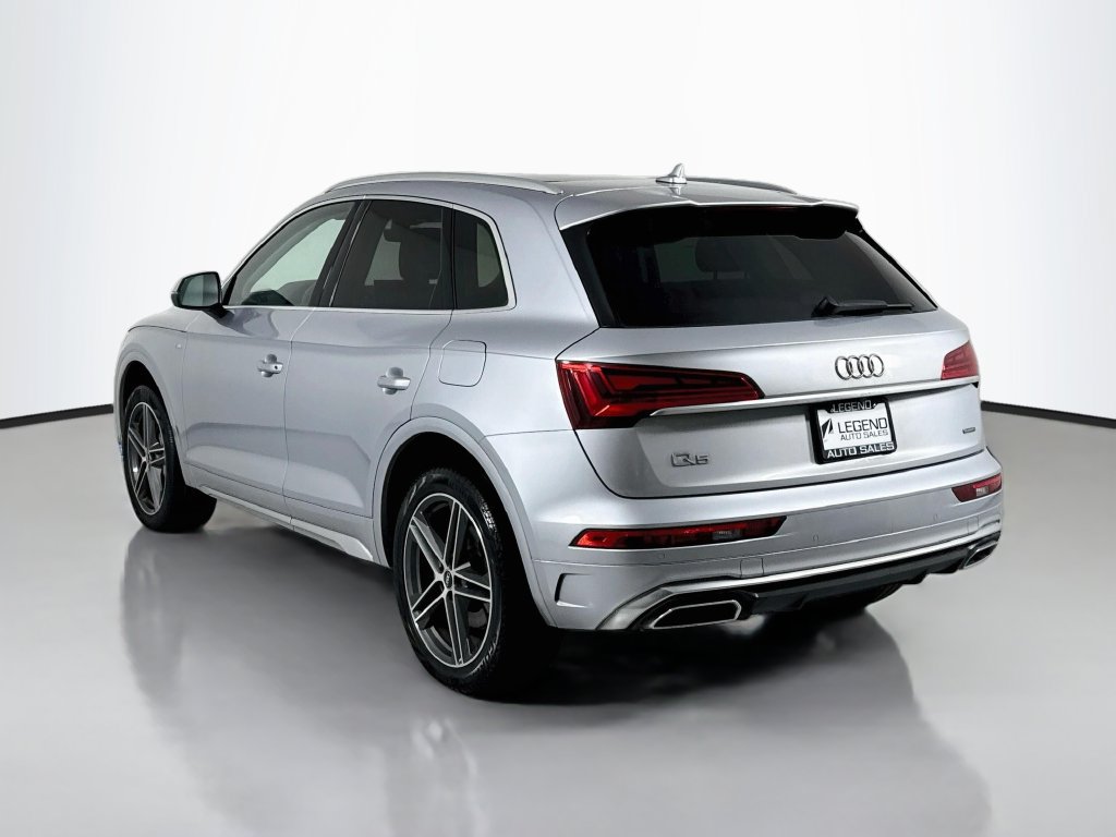 Used 2021 Audi Q5 e Premium w/ Convenience Package AWD/4WD image 8