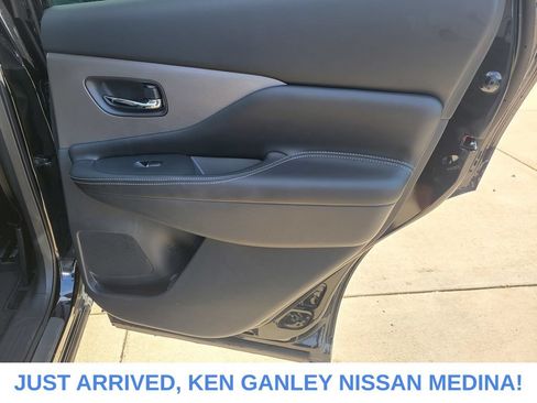 Certified 2024 Nissan Murano SL w/ Cargo Package AWD/4WD image 20