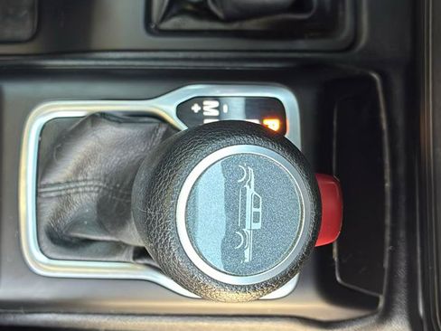 Used 2021 Jeep Gladiator Sport AWD/4WD image 55