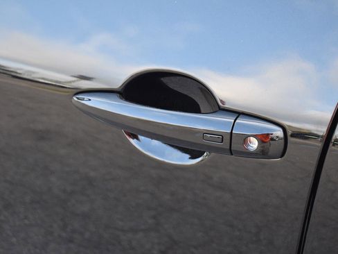 New 2026 Nissan Rogue Platinum image 5