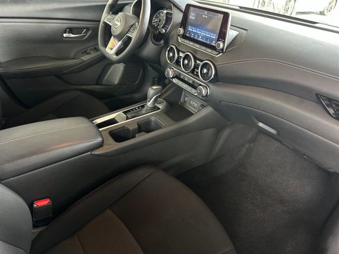 Used 2025 Nissan Sentra SV image 14