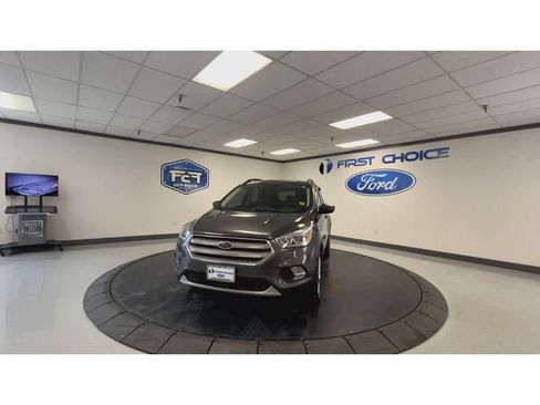 Used 2019 Ford Escape SEL AWD/4WD image 5