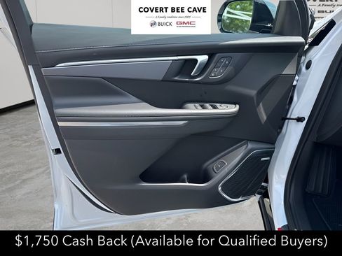New 2025 Buick Enclave Sport Touring w/ Super Cruise Package image 16