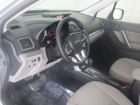 Used 2017 Subaru Forester 2.5i Premium w/ All-Weather Package image 29