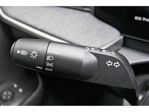 New 2026 Nissan Kicks SV w/ SV Premium Package image 17