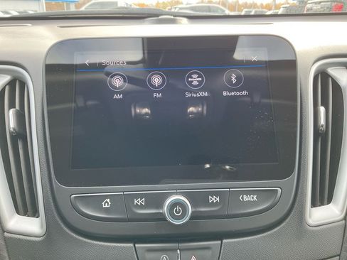 Used 2024 Chevrolet Malibu LT image 18