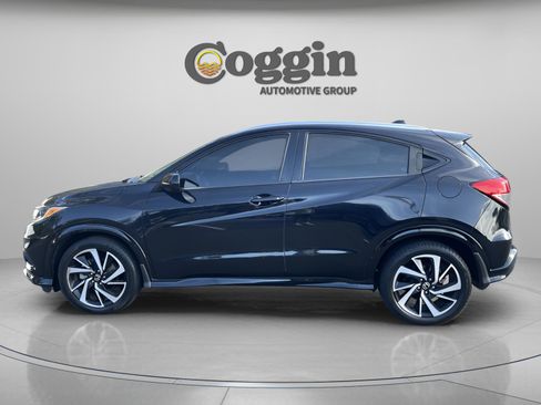 Used 2019 Honda HR-V Sport image 2