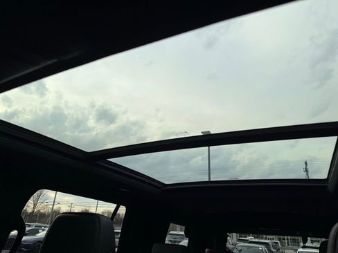 Used 2021 Chevrolet Tahoe RST image 18