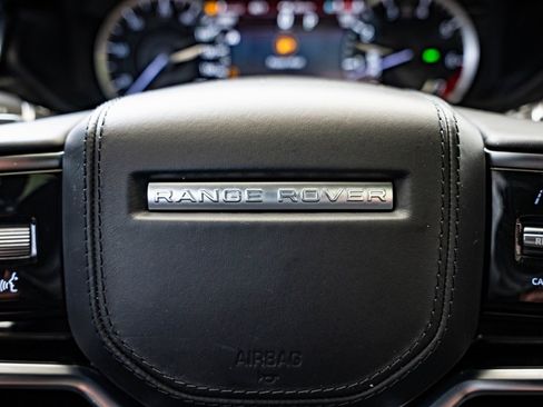 Used 2022 Land Rover Range Rover Velar R-Dynamic S image 26